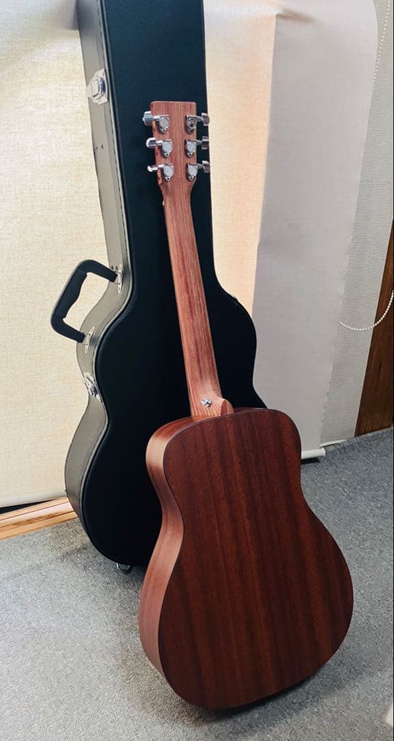 アコースティックギター　リトルマーティンLXM