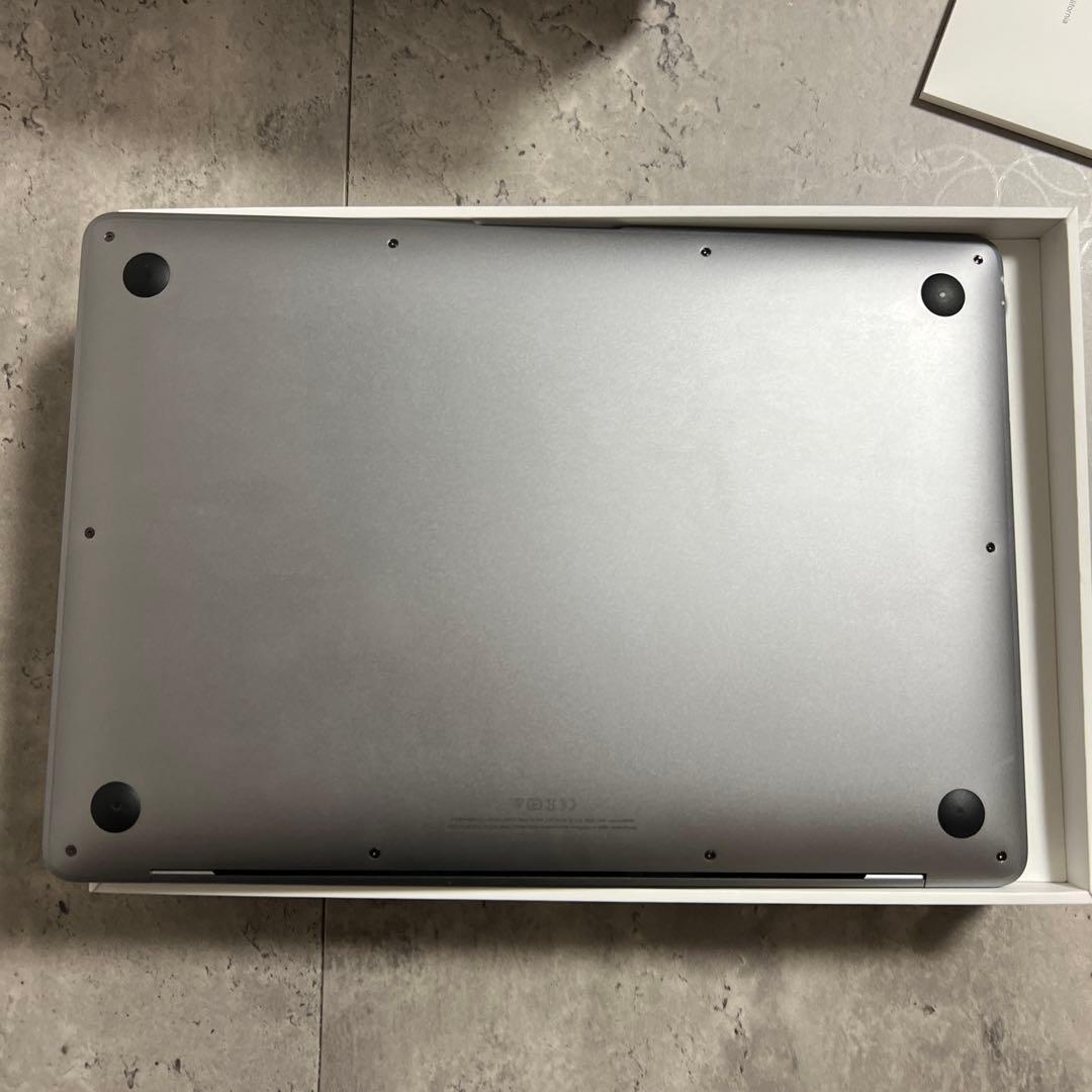 MacBook Air M1 16GB 512GB 充電回数151回 88%