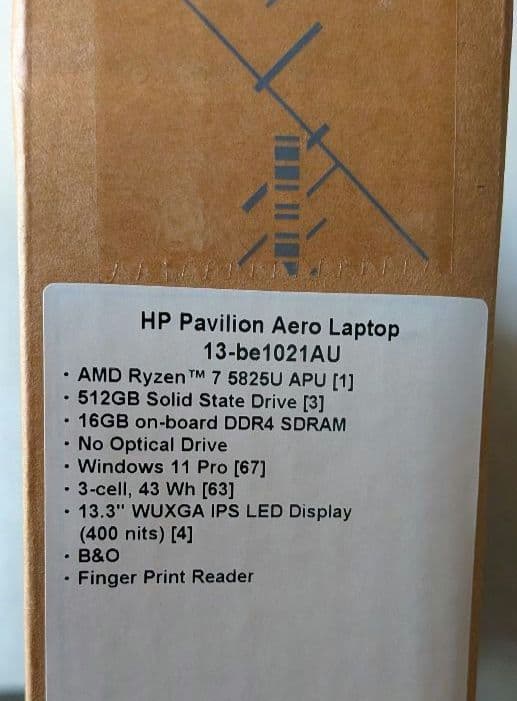 Windowsノート本体 HP Pavilion Aero Laptop 13-be1021AU