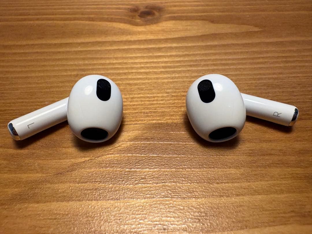 AirPods 3本体（充電ケーブル付き）