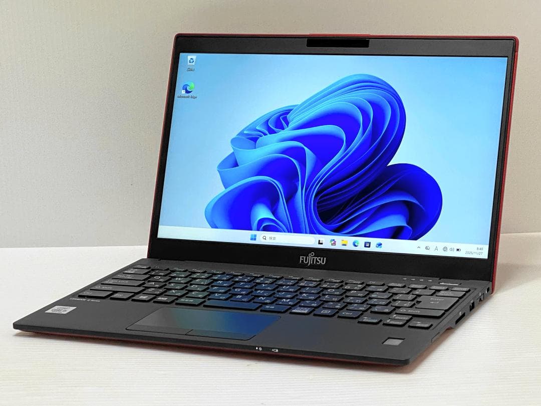 あ*ん様 ガーネットレッド 第10世代Core i5 LIFEBOOK U931