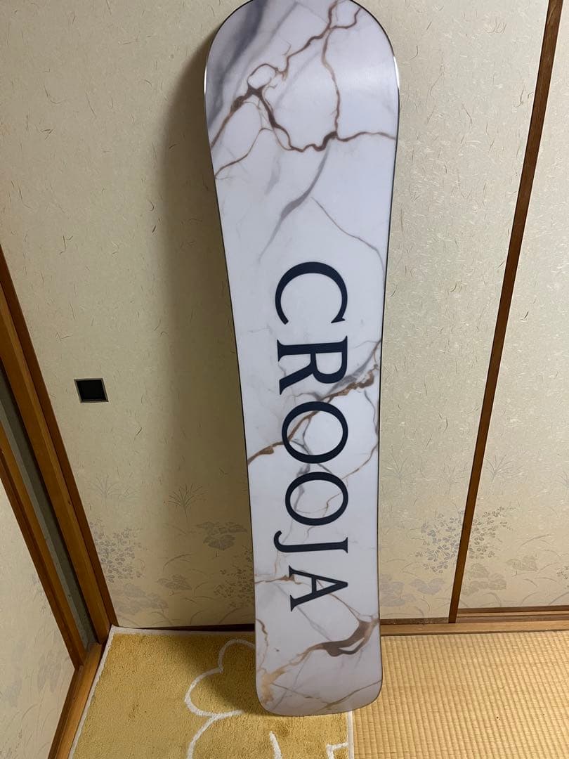 Crooja wormスノーボード