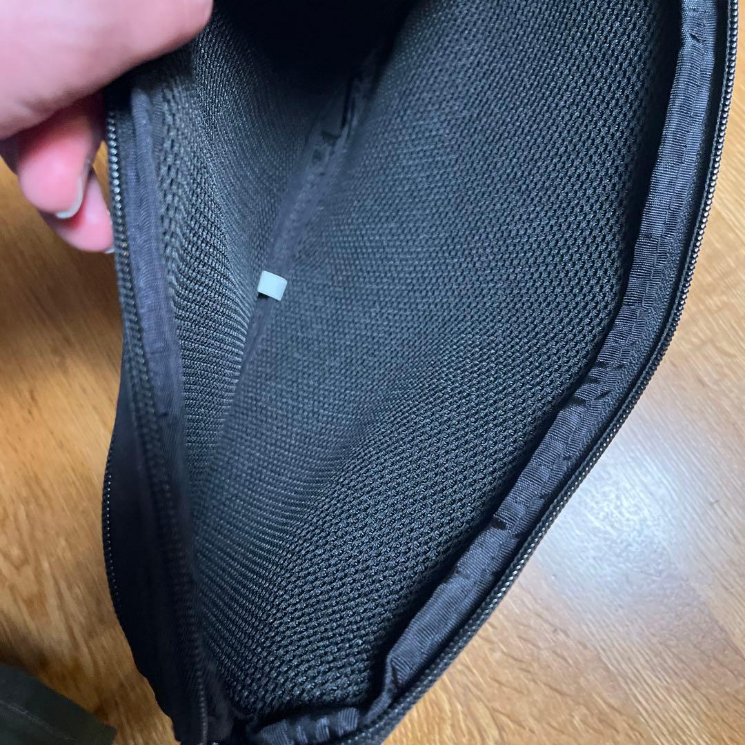 ブリーフィング　PCケース　パソコンケース　クラッチ　新品