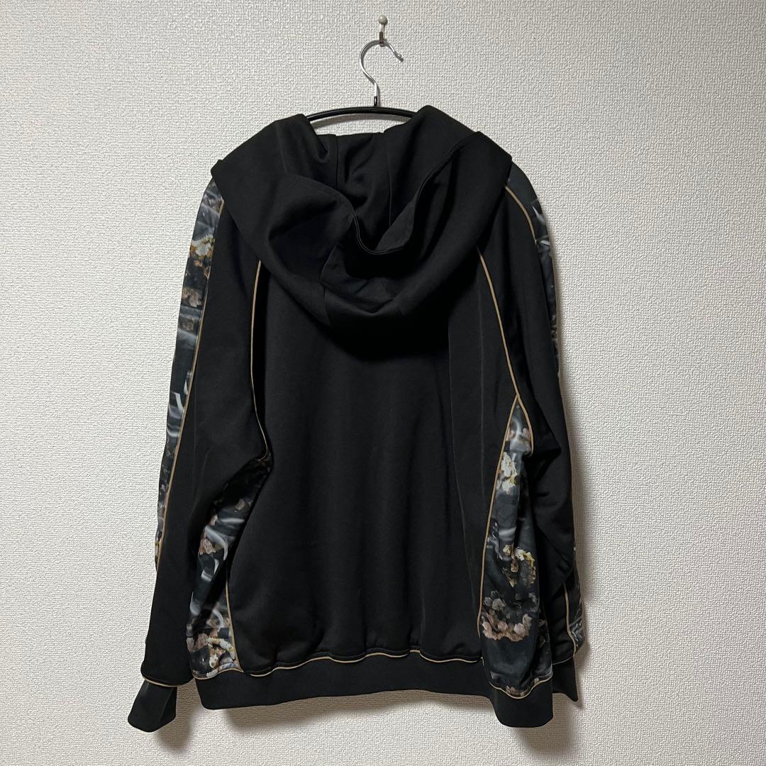 プロジェクトセカイ×ZOZOZTOWN リバーシブルデジタルラインパーカー