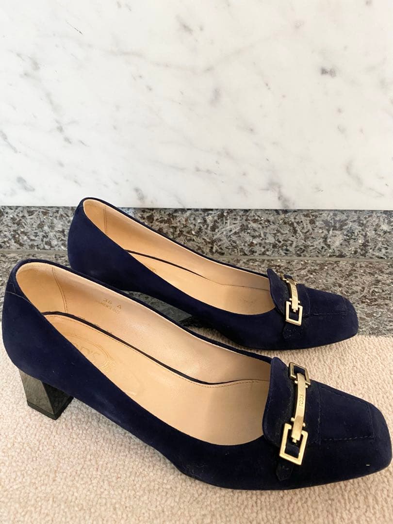 TOD'S ネイビースエード ローファー　36 金具つき