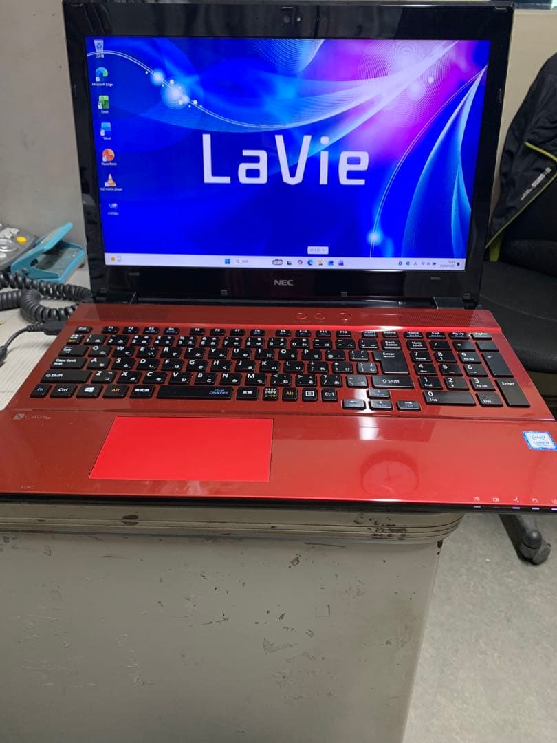 NEC LaVie Intel Core i3 1TB 8GB 第7世代