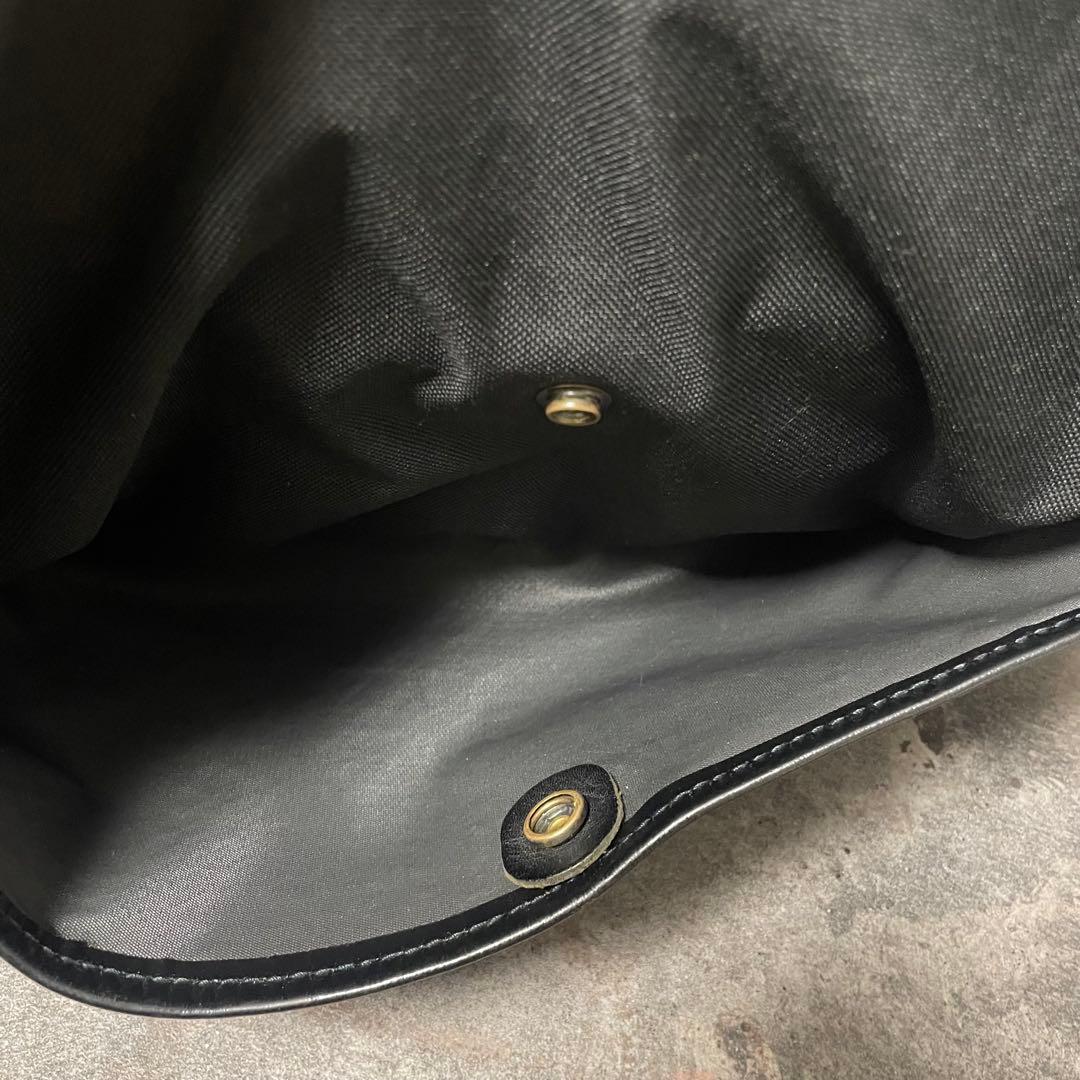 クオリティガンスリップス レザー PVC キャンバス ショルダーバッグ ブラック