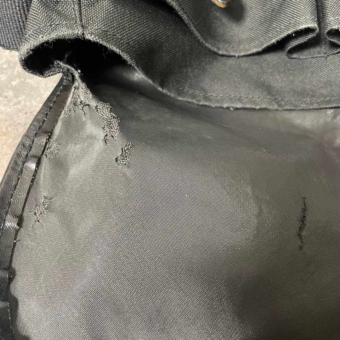 クオリティガンスリップス レザー PVC キャンバス ショルダーバッグ ブラック