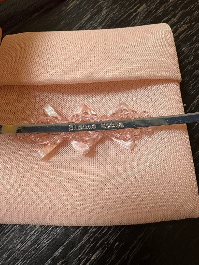 アクセサリー simone rocha PETITE BOW DETAIL FLOWER