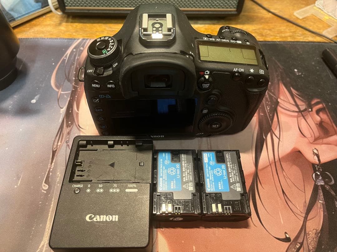 Canon EOS 5D MARK3 +電池2個+ データケーブル