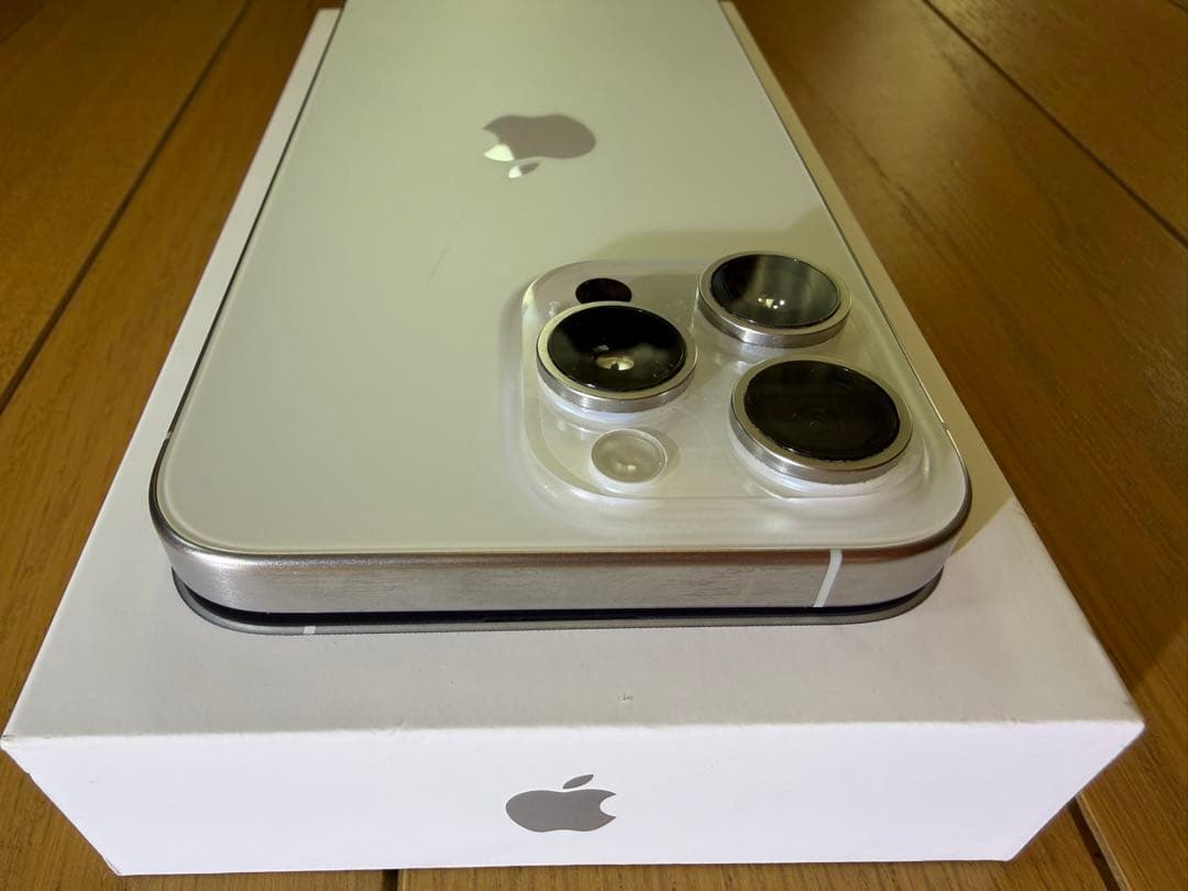 iPhone 15Pro Max 256GB ホワイト 【超美品】