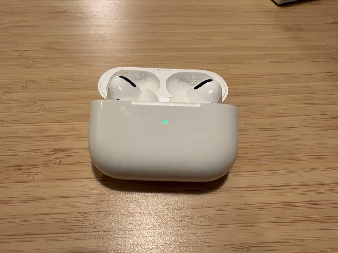AirPods Pro 本体 充電ケース付き 第1世代