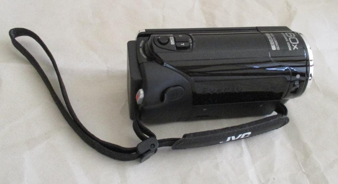 【美品】JVC Everio FULL HD GZ-E170 ビデオカメラ 本体