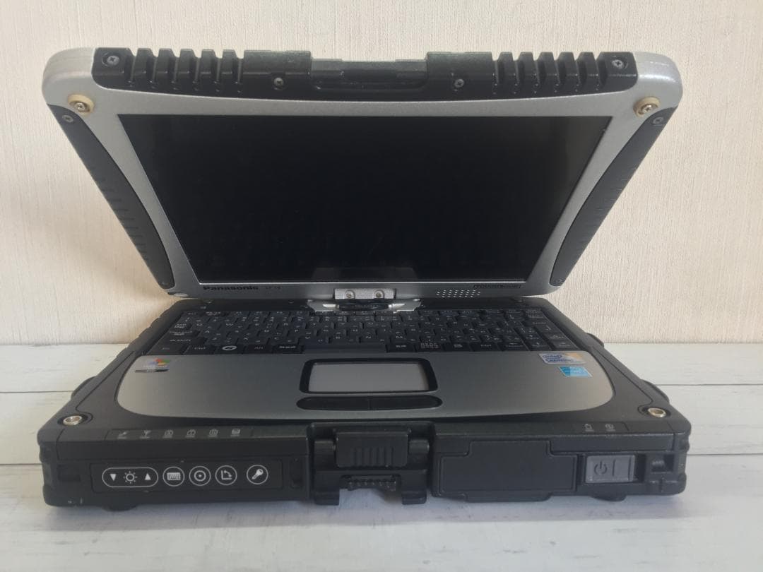 TOUGHBOOK CF-19 10.4型/落下や衝撃、水、埃に強い堅牢PC 4