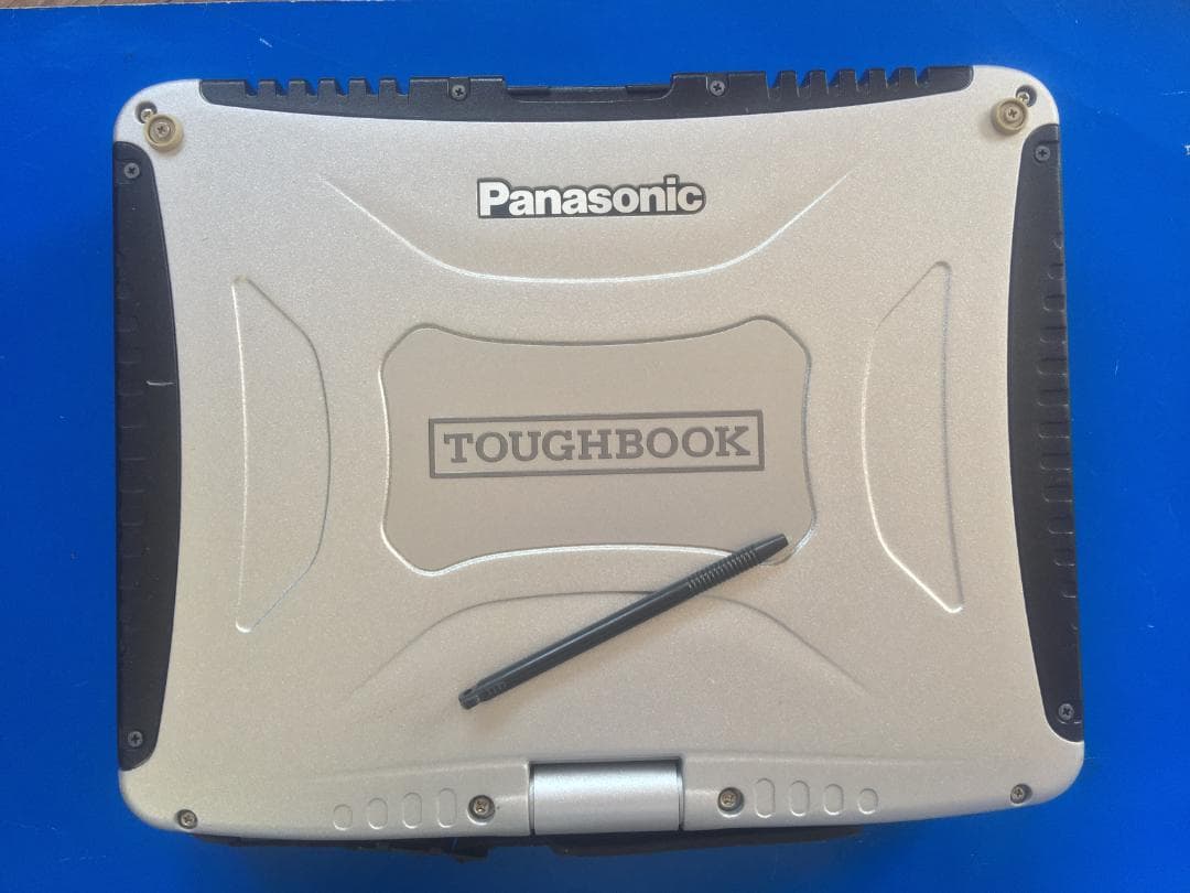 TOUGHBOOK CF-19 10.4型/落下や衝撃、水、埃に強い堅牢PC 4