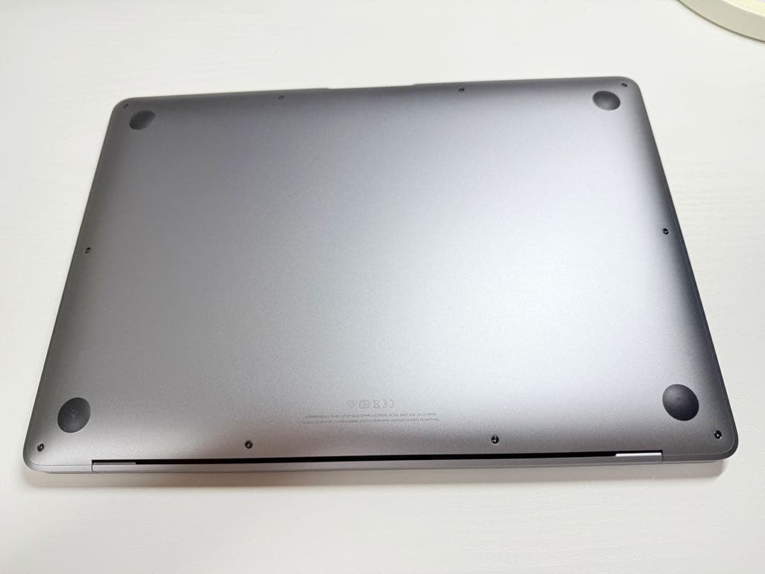 MacBook Air M1 8GB 512GB 充放電回数5 最大容量100%