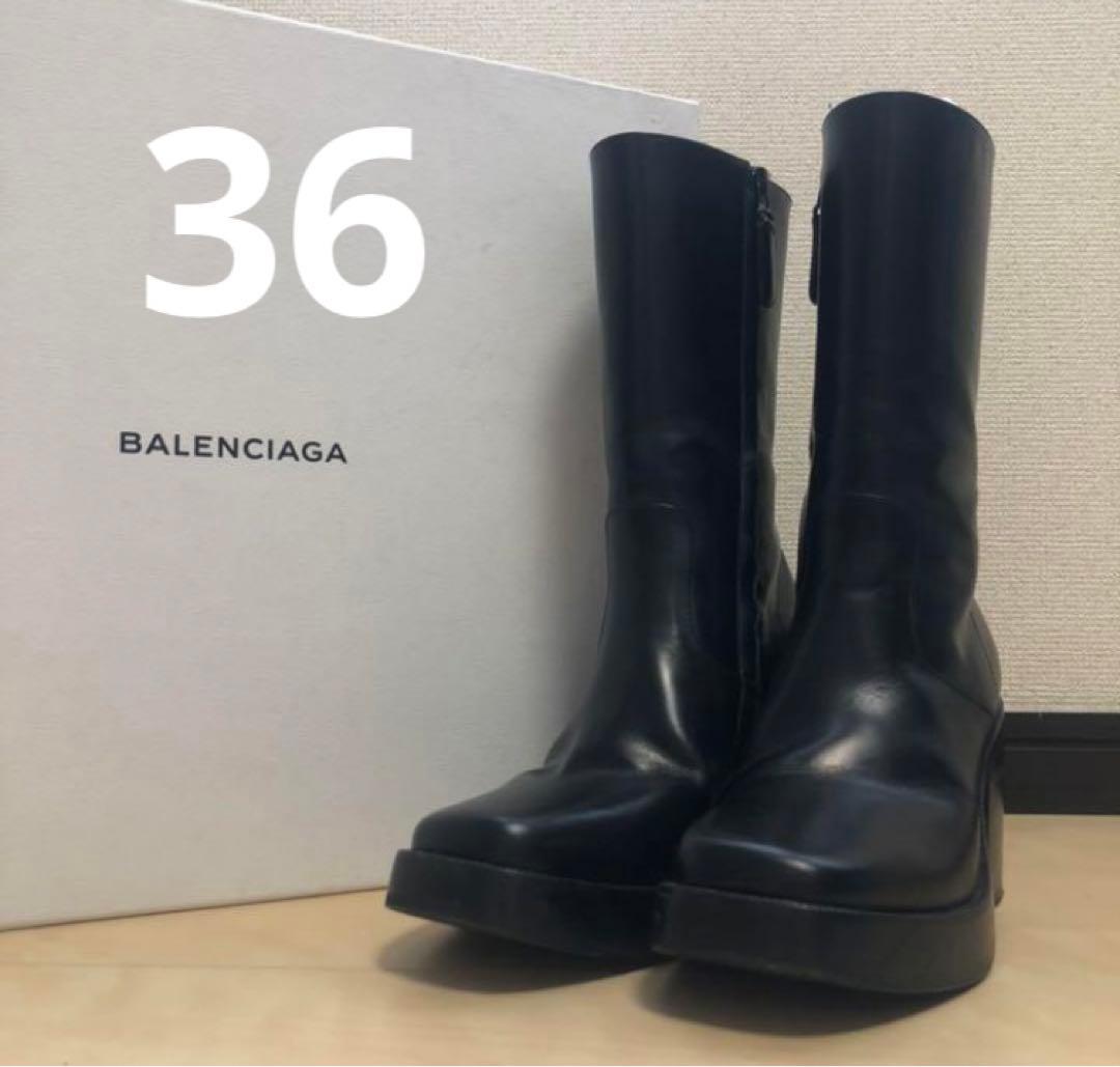バレンシアガ　ロングブーツ