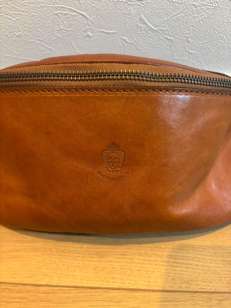 I MEDICI ラージファニーウエストバッグ　イタリア製レザー ボディバッグ