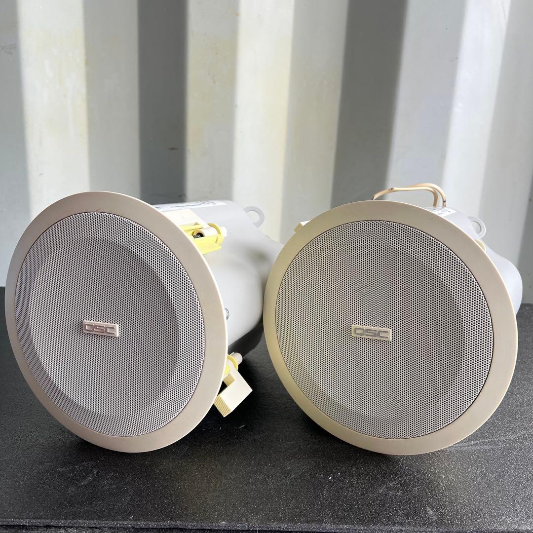 96美品✨　QSC 天井埋め込みスピーカー　AD-C42T