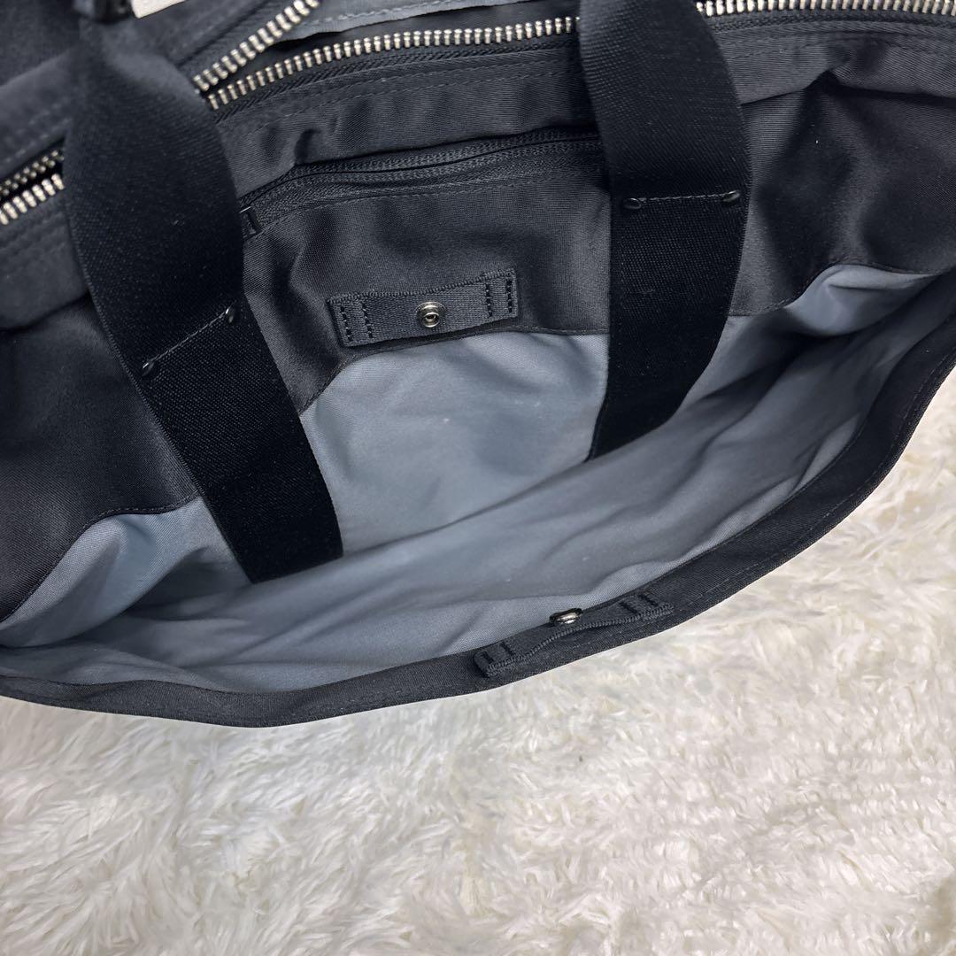 HAKO✨【美品 現行品 】PORTER LIFT ポーター リフト 黒