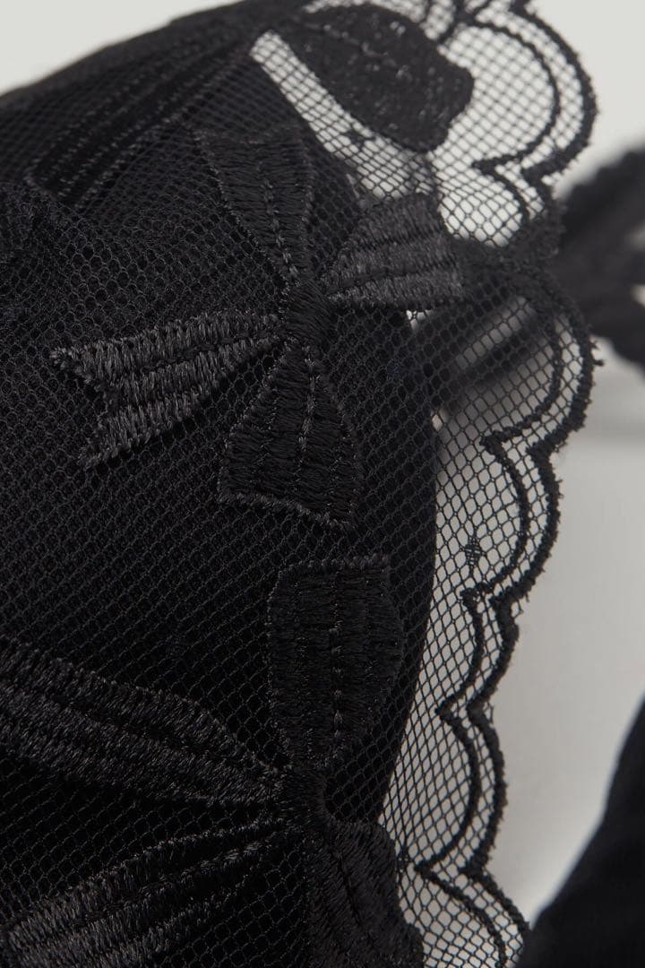 ビスチェガーター75B ブラジリアンM Frou Frou Romance