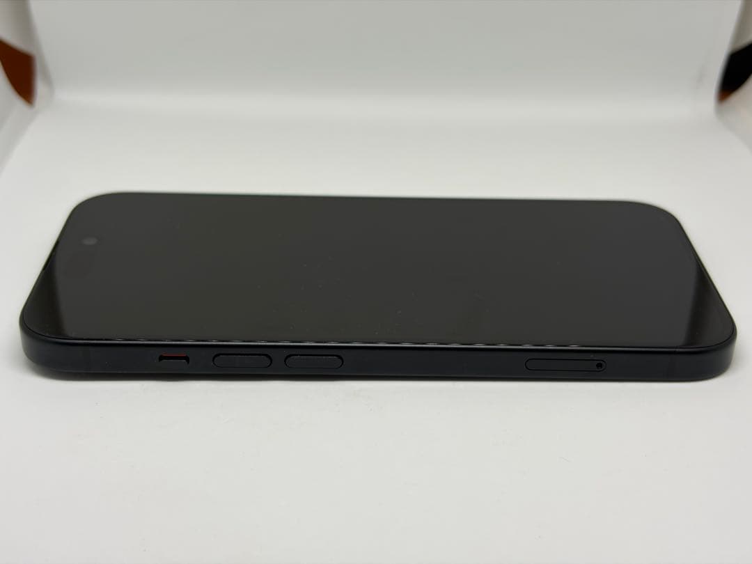 iPhone15 128GB ブラック SIMフリー 美品 ケース付