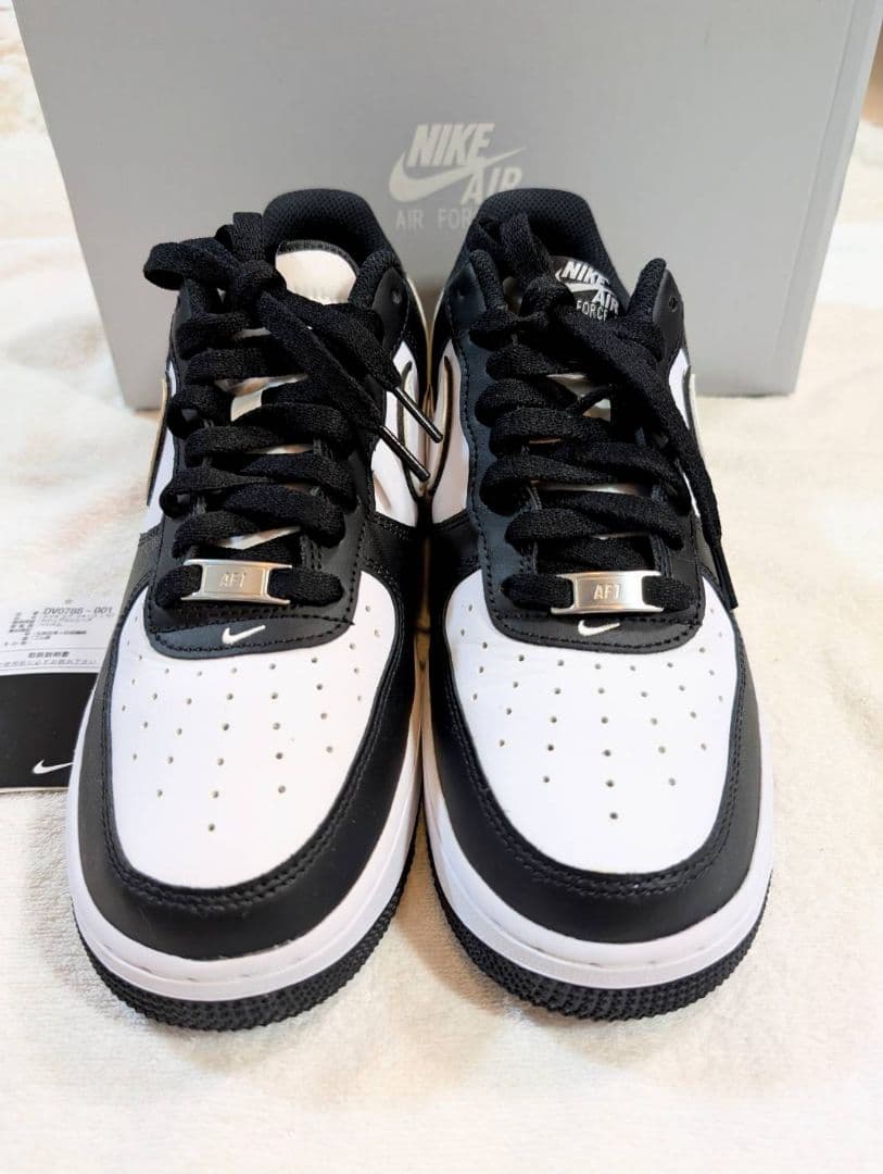 毎日値下げ☆ほぼ新品☆ナイキ エアフォース1 パンダNIKE Air Force