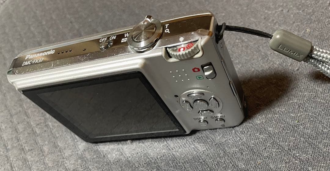 Panasonic LUMIX DMC-FS37コンパクトデジタルカメラ