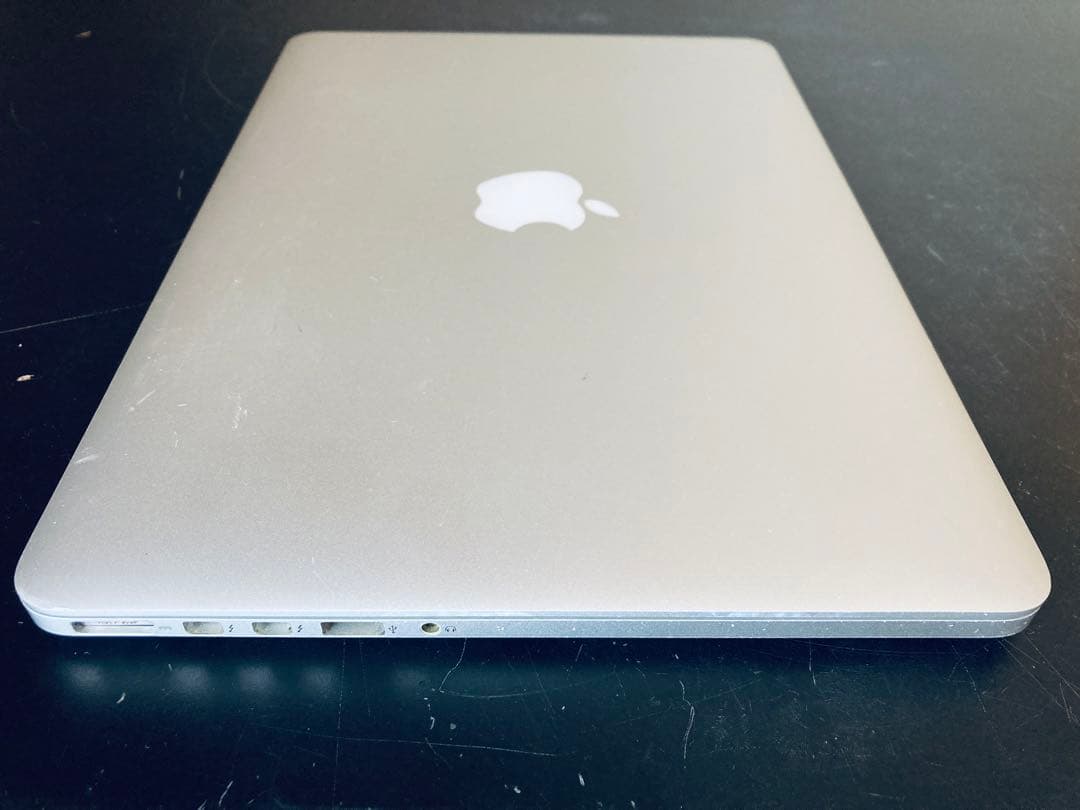 MacBook本体 MacBookPro/ Sonoma / Windows11/AdobeCS2