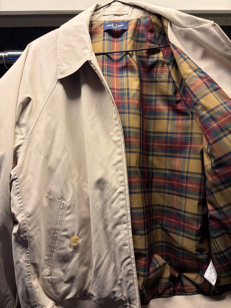 FRED PERRY フレッドペリー ライトベージュ ジップアップジャケット