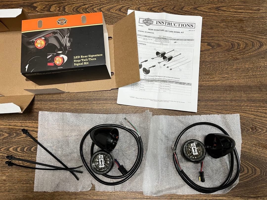 LED ウインカー　ハーレー　リア　ブラック/アンバー