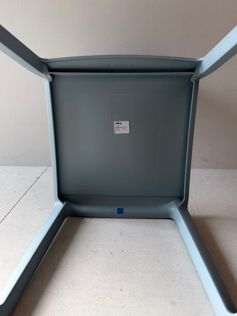 vitra tipton アイスグレー