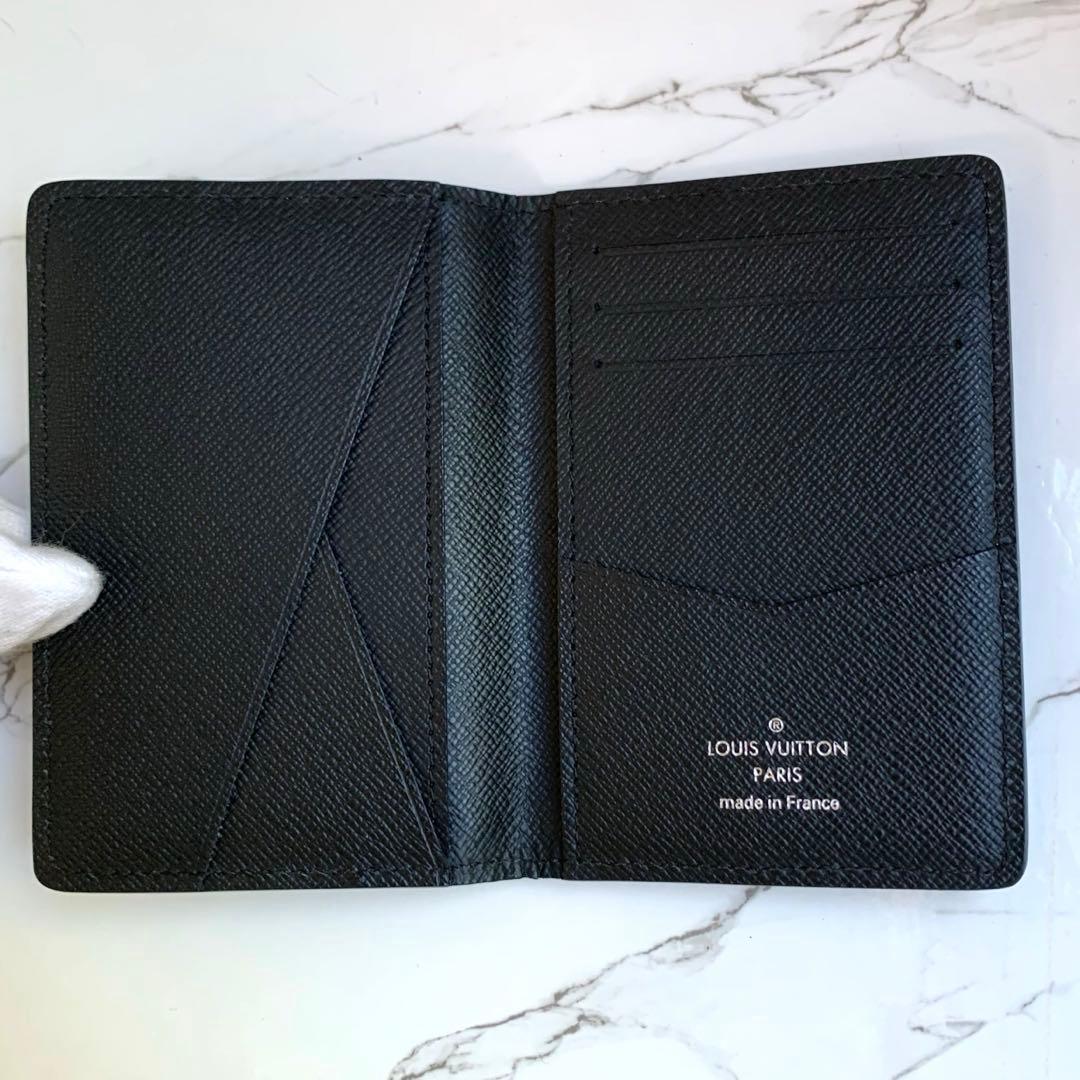 【現行】極美品 ルイヴィトン オーガナイザー ドゥ ポッシュ エピ ロゴ 黒