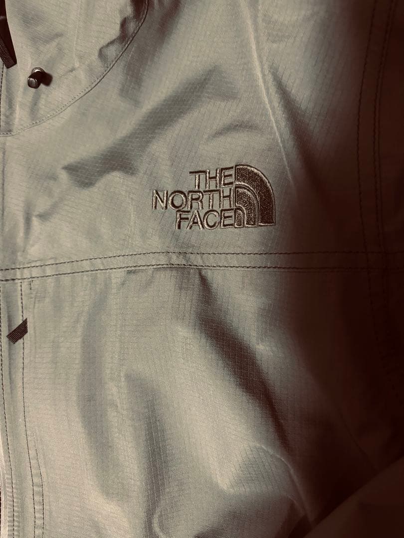 Eggtomatolionハイカーズジャケット