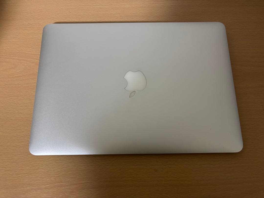 MacBook Air (13-inch, Early 2015)※訳アリ