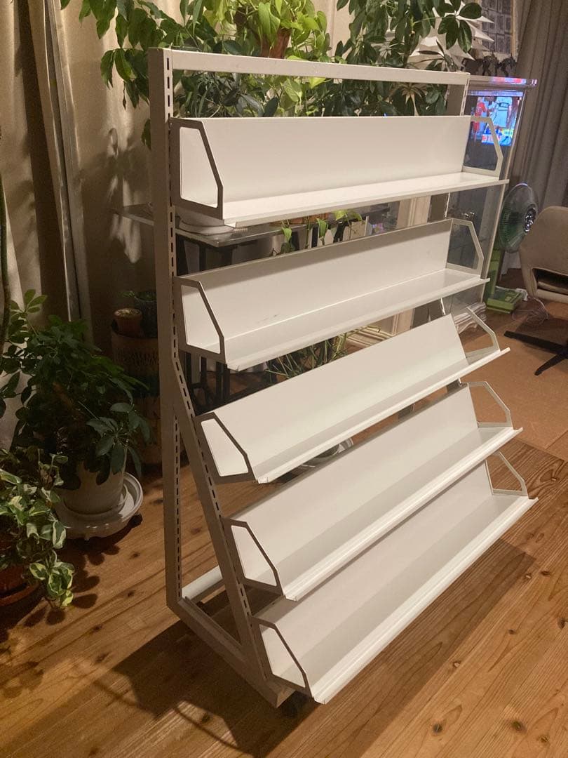 タテヤマ　スチールラック　本棚 CD DVDラック 収納棚 キャスター付