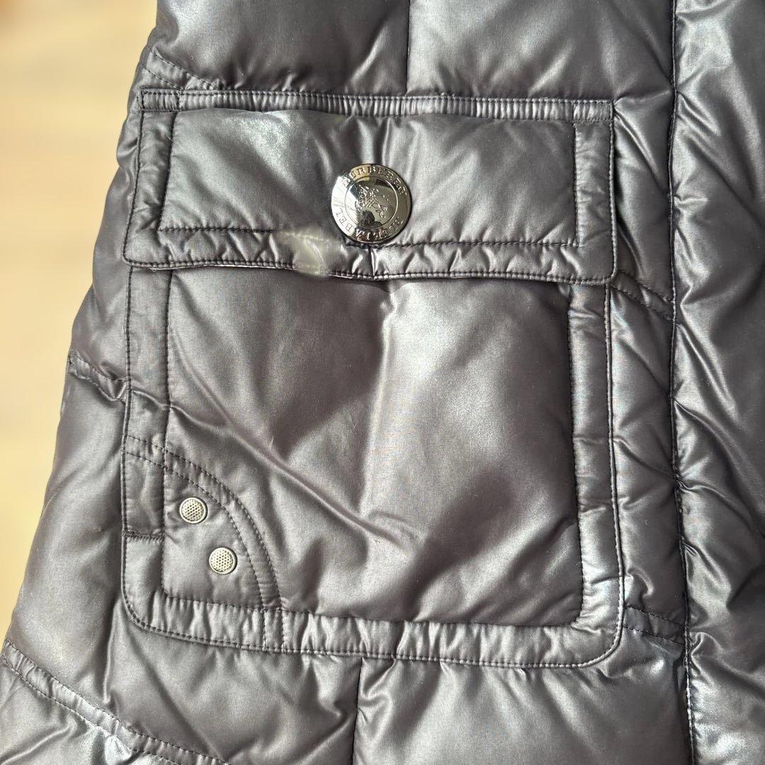 【yu】BURBERRY ブラック ダウンジャケット フード付き