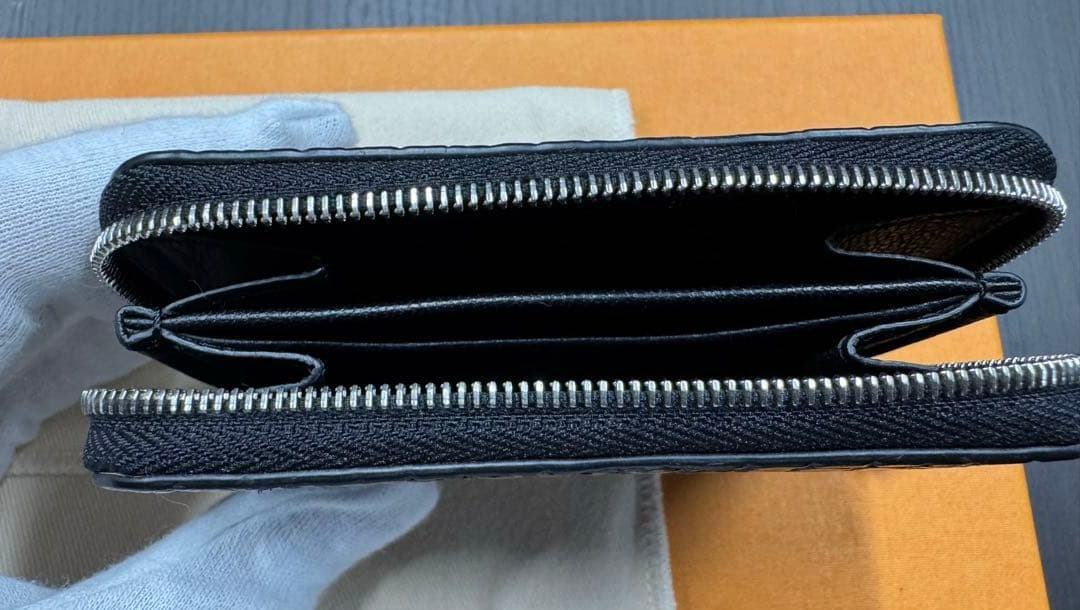 LOUIS VUITTON ジッピーウォレットクロコダイル ケース