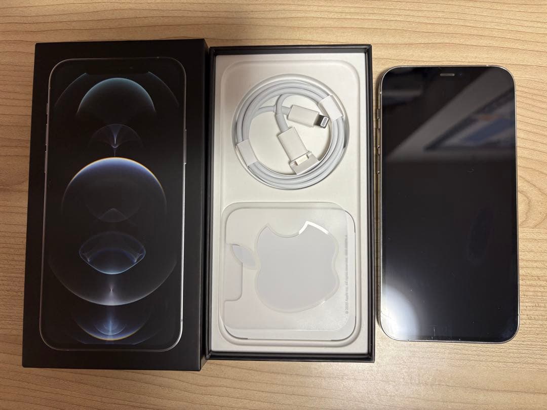 iPhone 12 pro 128GB 本体 シルバー 箱 充電ケーブル付き