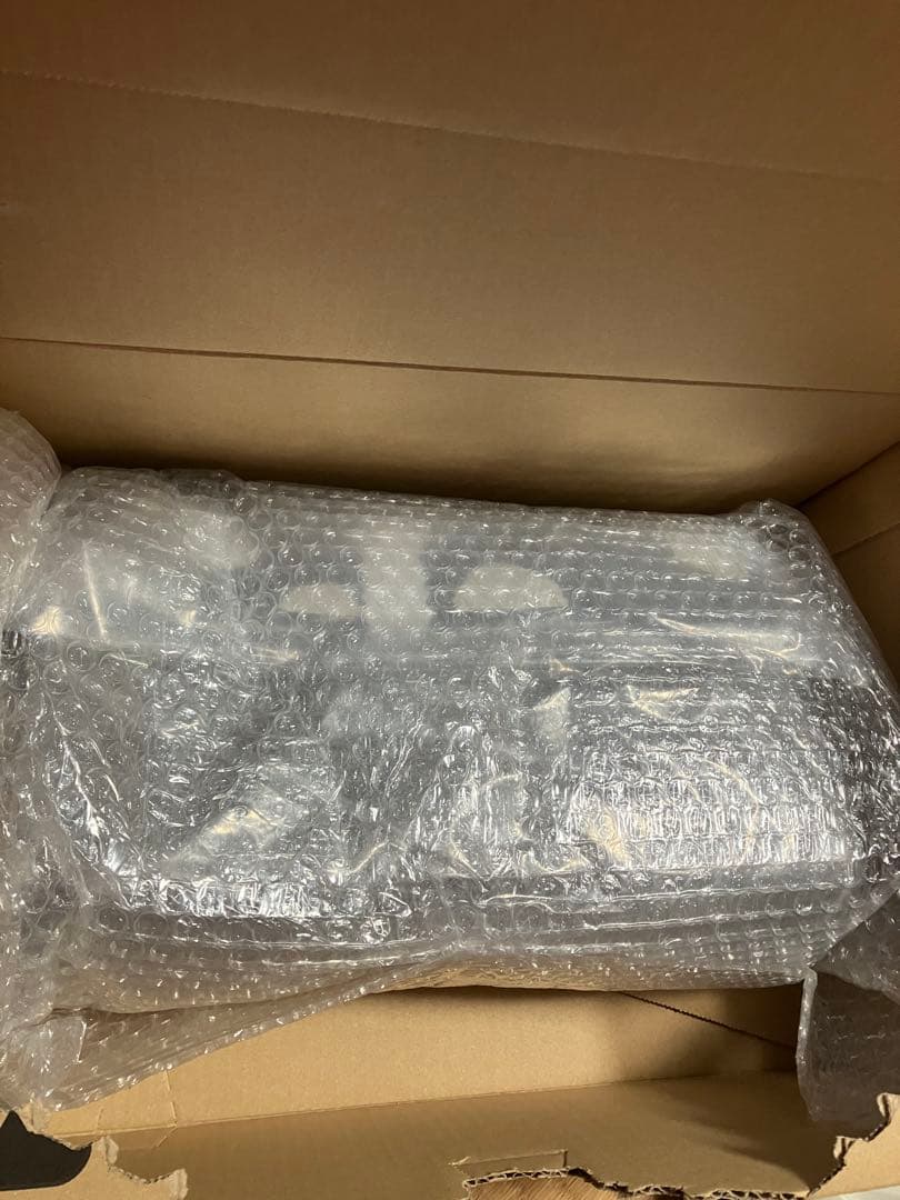 ⭐︎⭐︎新品、タグ付き⭐︎⭐︎ イアパピヨネ　 「本革」柄ワイドテープ ショルダーバッグ