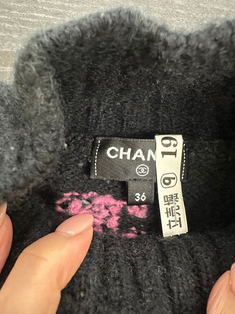 CHANEL No.5セーター