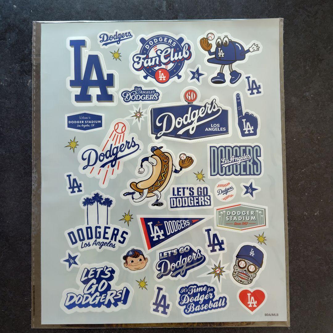 ドジャースファンクラブ入会記念グッズ(ボブルヘッド人形込み)