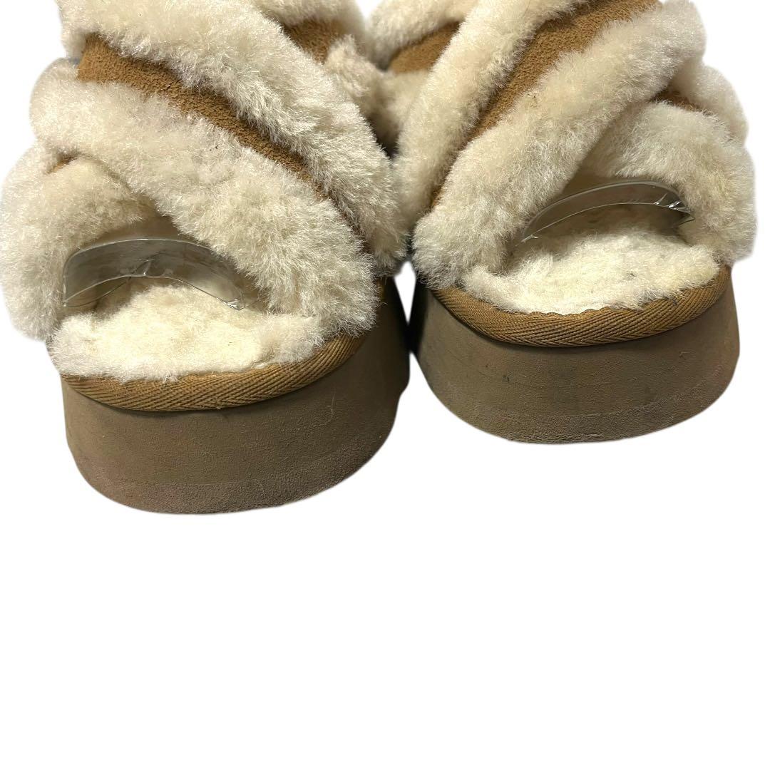 アグ　UGG ディスコクロススライドサンダル 24cm ベージュ ホワイト