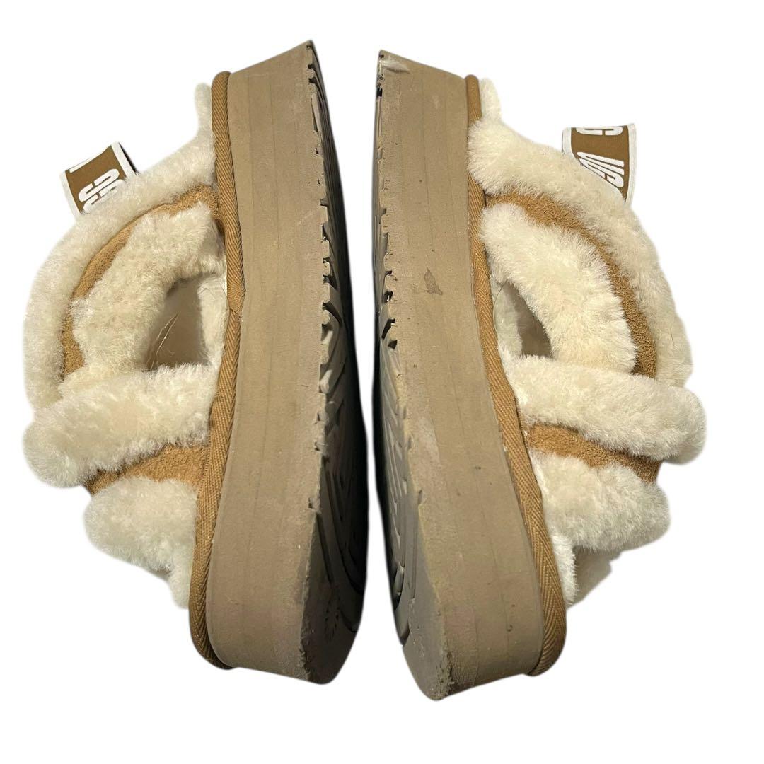 アグ　UGG ディスコクロススライドサンダル 24cm ベージュ ホワイト