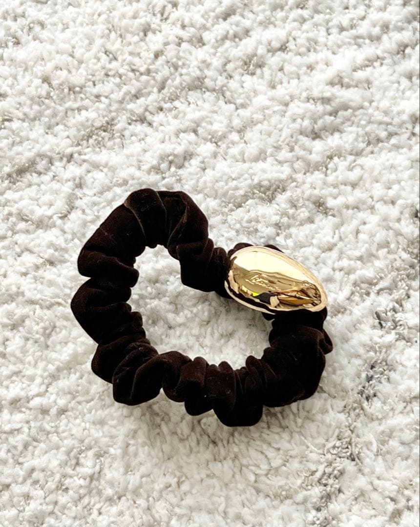 LETICIA E-VELVET Brown シュシュ