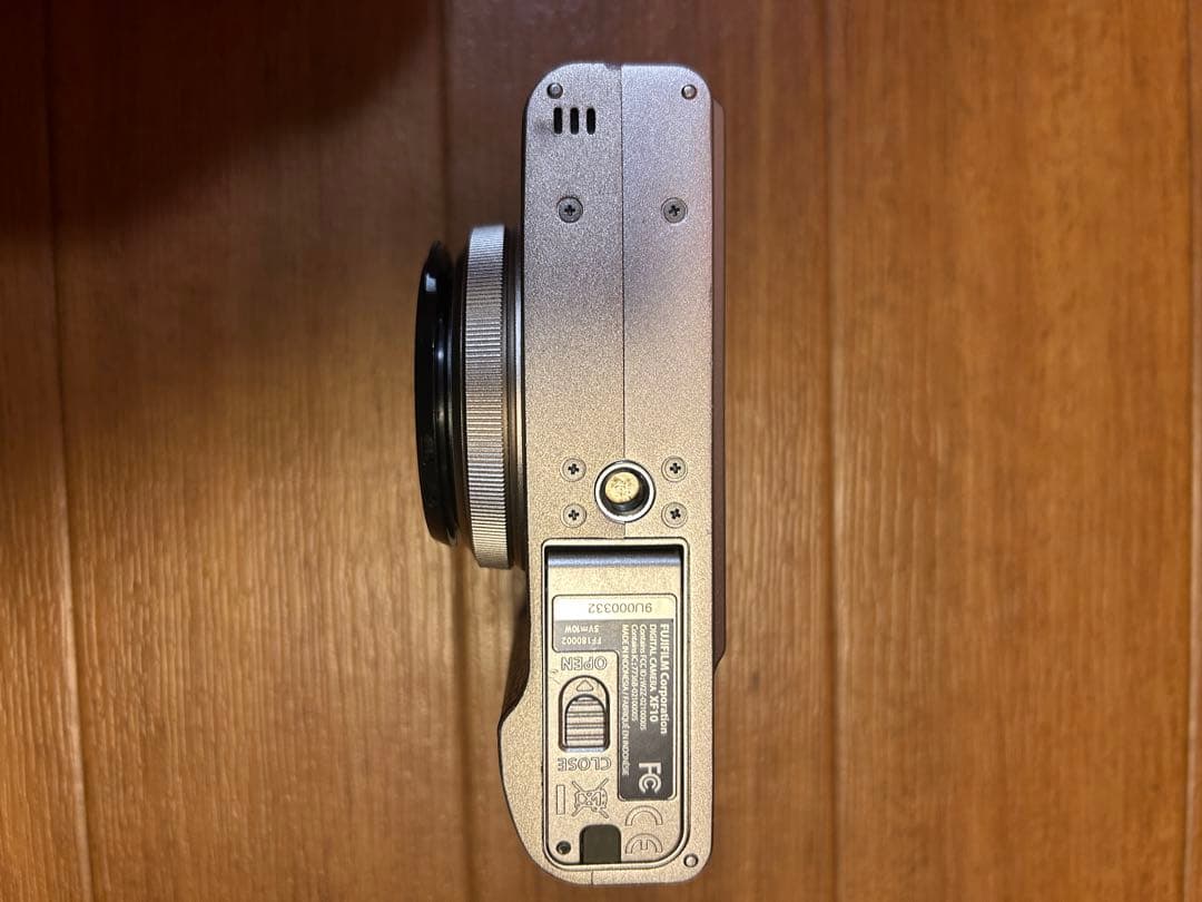 FUJIFILM XF10 コンパクトデジタルカメラ　ジャンク？