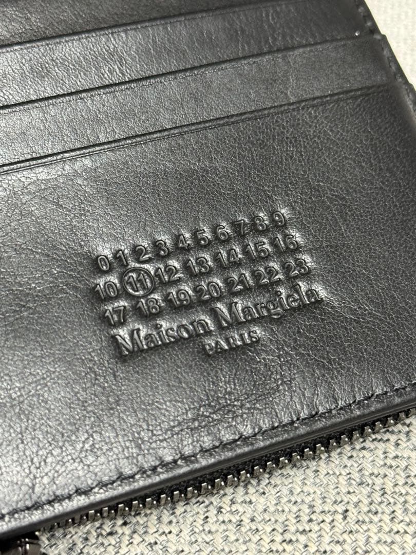 メゾン マルジェラ 4ステッチ 2つ折り財布 ブラックレザー
