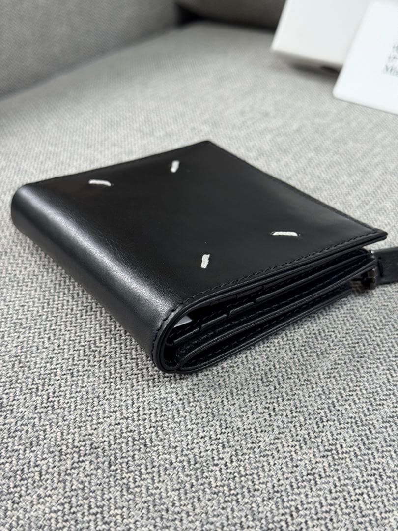 メゾン マルジェラ 4ステッチ 2つ折り財布 ブラックレザー