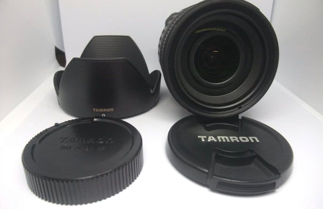 ぱぱちん　TAMRON ニコン用 fマウント　大三元ズームレンズ