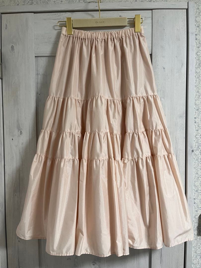 SEVENTEN セブンテンタフタテイアードスカートフレアタグ付き